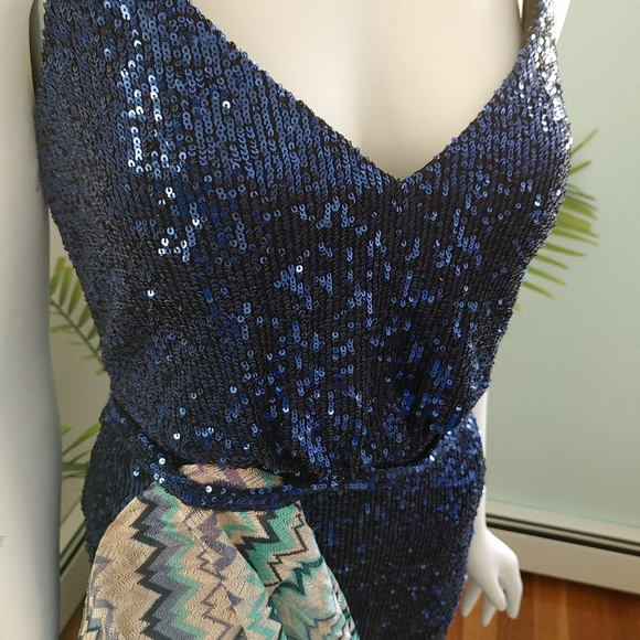 Nicole Bakti New Women's Gown - Picture 9 of 11